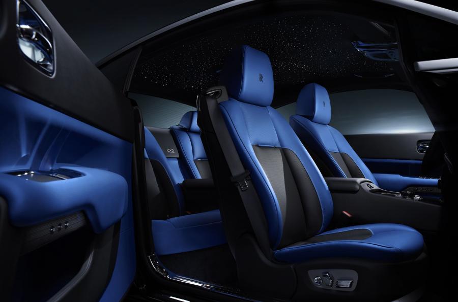 Rolls-Royce Wraith Black Badge 2016 года  (фото 4 из 10)